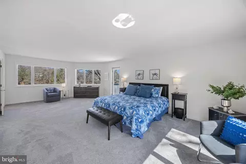 Bedroom - 378 Forest Beach Rd, Annapolis, MD 21409 photo 2 of 5