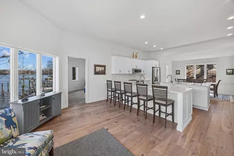 Kitchen - 378 Forest Beach Rd, Annapolis, MD 21409 photo 1 of 3