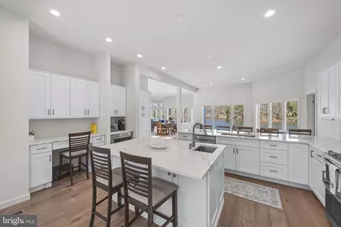 Kitchen - 378 Forest Beach Rd, Annapolis, MD 21409 photo 3 of 3