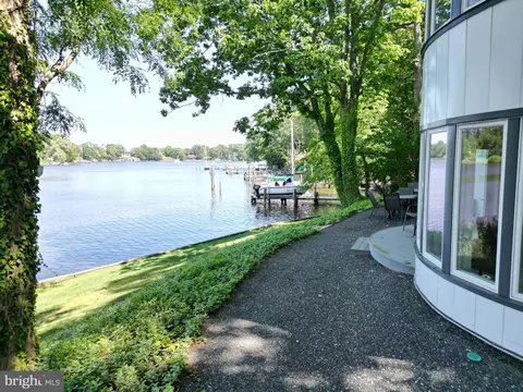 Exterior - 378 Forest Beach Rd, Annapolis, MD 21409 photo 2 of 2