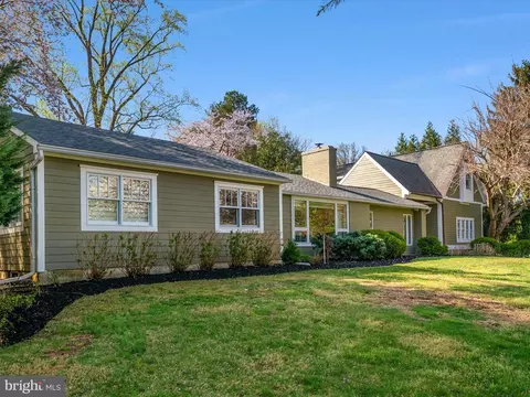 Exterior - 241 Rugby Rd, Arnold, MD 21012 photo 6 of 14