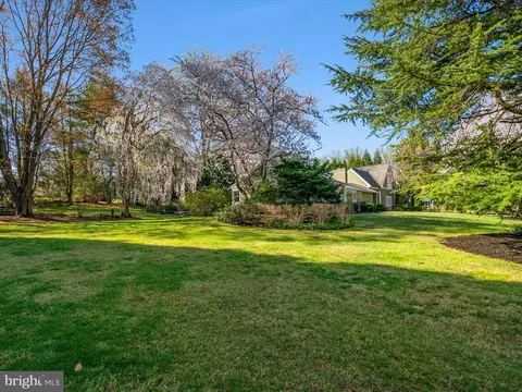 Exterior - 241 Rugby Rd, Arnold, MD 21012 photo 11 of 14