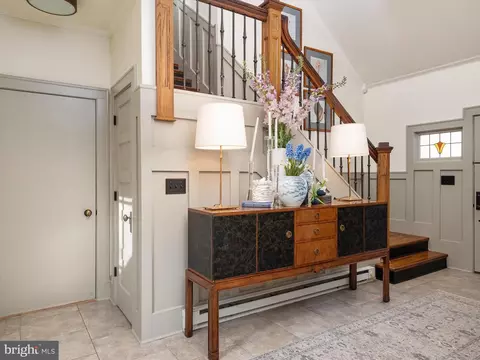 Entry Way - 241 Rugby Rd, Arnold, MD 21012 photo 2 of 3