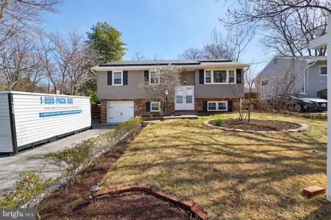 1243 Green Holly Dr, Annapolis, MD 21409