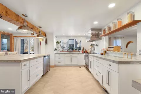 1409 Harvey Ave, Severn, MD 21144