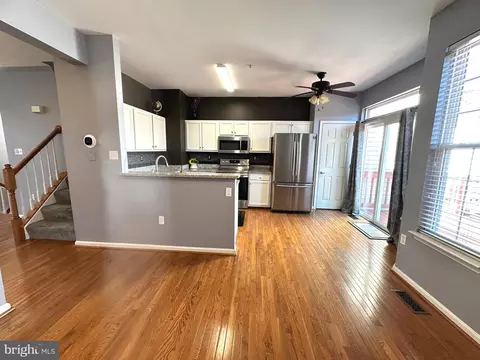 Kitchen - 3908 Apple Orchard Dr, Pasadena, MD 21122 photo 1 of 2