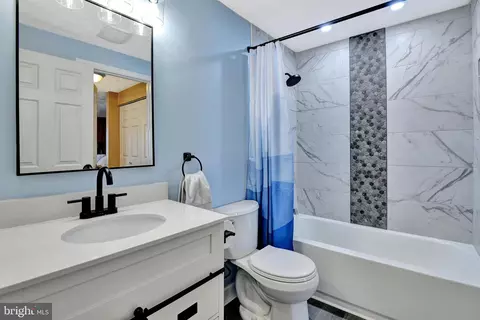 Bath - 3625 Handel Ct, Pasadena, MD 21122 photo 1 of 2