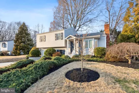 520 Augusta Dr, Arnold, MD 21012