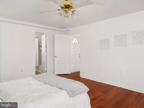 Bedroom - 6432 Shady Side Rd W, Shady Side, MD 20764 photo 7 of 7