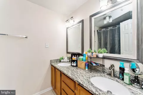 Bath - 3408 Littleleaf Pl, Laurel, MD 20724 photo 2 of 3