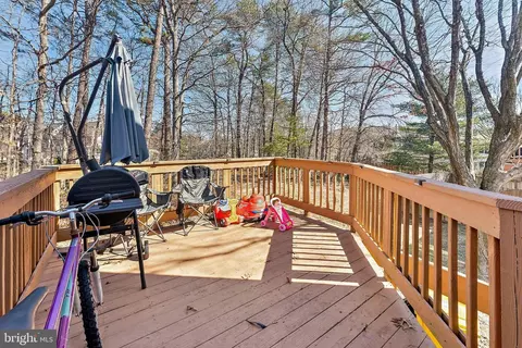 Exterior - 3408 Littleleaf Pl, Laurel, MD 20724 photo 5 of 8