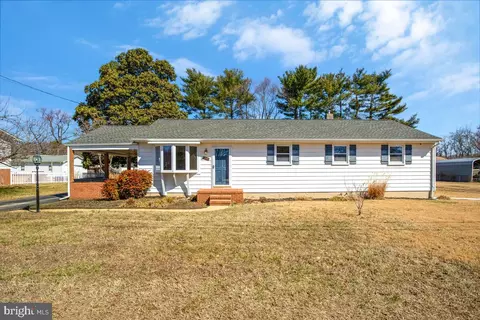2244 Melvin Dr, Pasadena, MD 21122