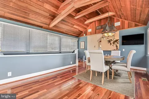 Dining - 3528 S River Ter, Edgewater, MD 21037 photo 2 of 3
