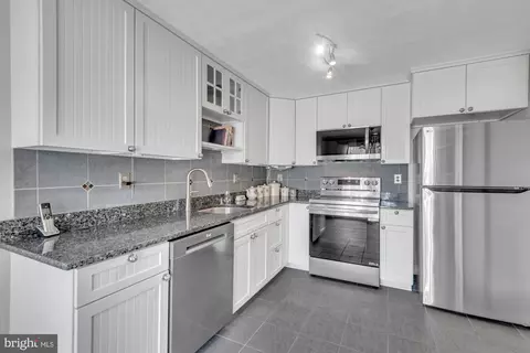 2513 Maytime Dr, Gambrills, MD 21054 photo 9