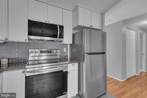 2513 Maytime Dr, Gambrills, MD 21054 photo 8