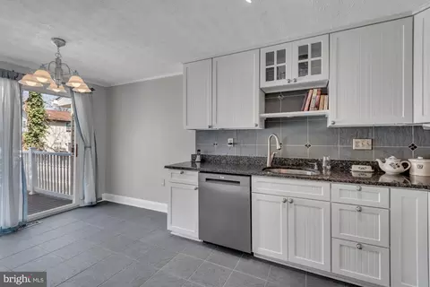 2513 Maytime Dr, Gambrills, MD 21054 photo 10