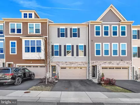 607 Cross Chase Dr, Millersville, MD 21108