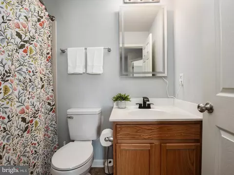 Bath - 1608 Coolidge Ave, Severn, MD 21144 photo 3 of 3