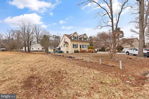 Other - 7640 Lake Dr, Pasadena, MD 21122 photo 4 of 10