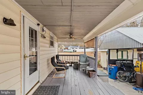 Exterior - 7640 Lake Dr, Pasadena, MD 21122 photo 3 of 3