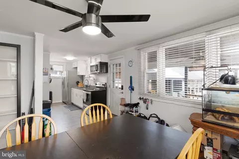 Other - 7640 Lake Dr, Pasadena, MD 21122 photo 5 of 10