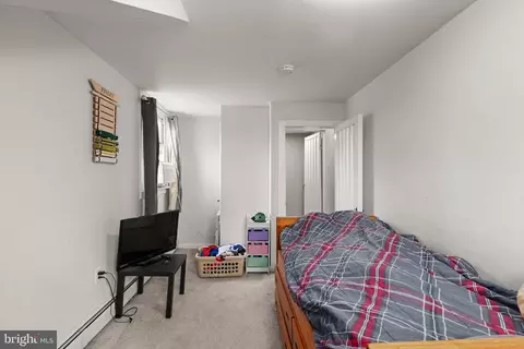 Bedroom - 7640 Lake Dr, Pasadena, MD 21122 photo 5 of 5