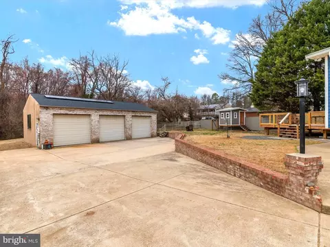 Exterior - 9 Lexington Rd, Harmans, MD 21077 photo 6 of 10