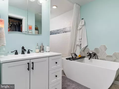 Bath - 9 Lexington Rd, Harmans, MD 21077 photo 2 of 5