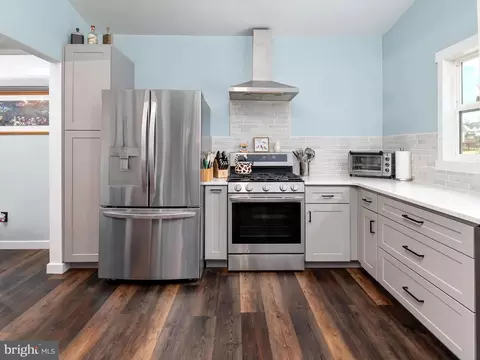 Kitchen - 9 Lexington Rd, Harmans, MD 21077 photo 2 of 3