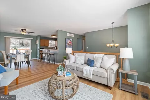 1512 Pullman Dr, Severn, MD 21144 photo 3