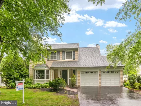 2324 Nantucket Dr, Crofton, MD 21114