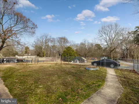 Exterior - 8121 Armiger Dr, Pasadena, MD 21122 photo 9 of 10