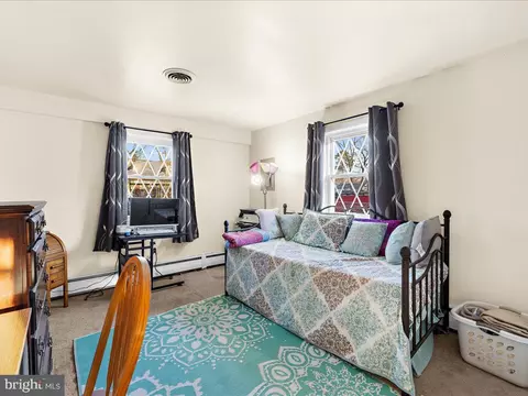 Bedroom - 8121 Armiger Dr, Pasadena, MD 21122 photo 1 of 6