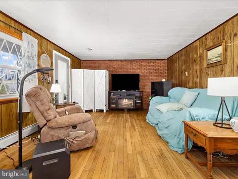 Living - 8121 Armiger Dr, Pasadena, MD 21122 photo 2 of 2