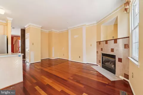 8207 Brooktree St, Laurel, MD 20724 photo 16