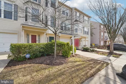 8207 Brooktree St, Laurel, MD 20724 photo 5