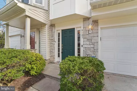 8207 Brooktree St, Laurel, MD 20724 photo 3