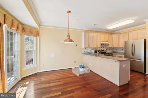 8207 Brooktree St, Laurel, MD 20724 photo 17