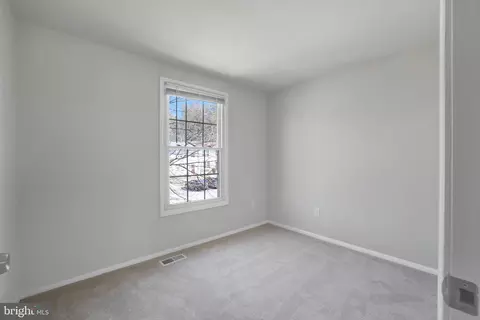 Bedroom - 8051 Croydon Way, Pasadena, MD 21122 photo 5 of 8