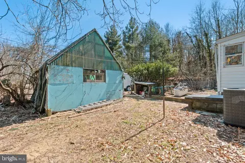 7033 Bembe Beach Rd, Annapolis, MD 21403 photo 4