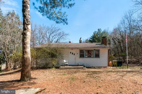 7033 Bembe Beach Rd, Annapolis, MD 21403 photo 2