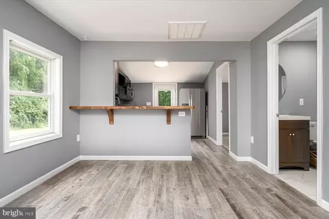 Living - 61 Ark Rd, Lothian, MD 20711 photo 6 of 6