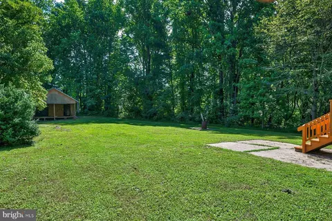 Exterior - 61 Ark Rd, Lothian, MD 20711 photo 6 of 6