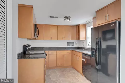 Kitchen - 1436 Jerrold Pl, Crofton, MD 21114 photo 1 of 3
