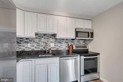 7708 Tobruk Ct, Hanover, MD 21076 photo 17