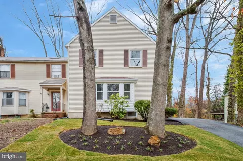 90 Stratford Dr, Severna Park, MD 21146
