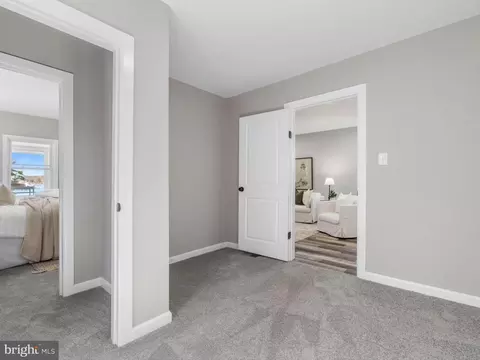 Entry Way - 7704 Edgewood Ave, Pasadena, MD 21122 photo 7 of 7