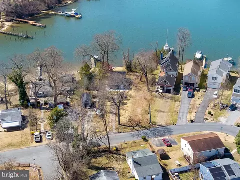 View/Area - 7704 Edgewood Ave, Pasadena, MD 21122 photo 8 of 14