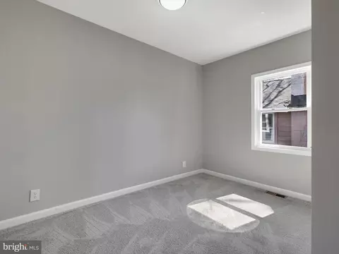 Bedroom - 7704 Edgewood Ave, Pasadena, MD 21122 photo 1 of 5