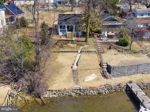 View/Area - 7704 Edgewood Ave, Pasadena, MD 21122 photo 9 of 14